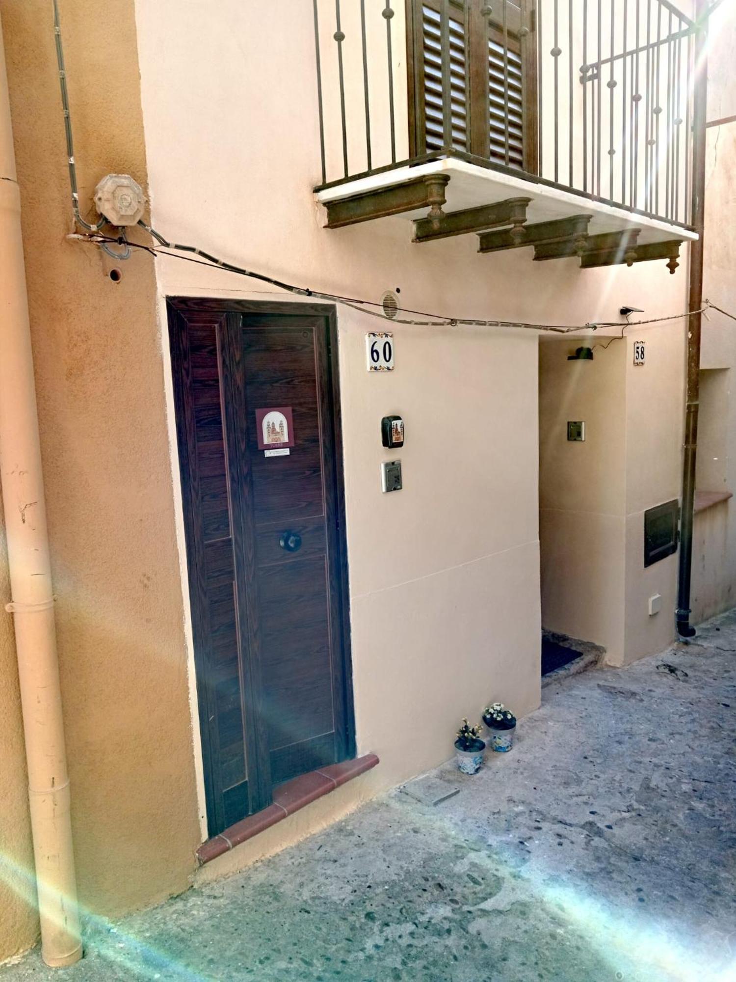 Rocca&Torre Houses Cefalu Ruang foto