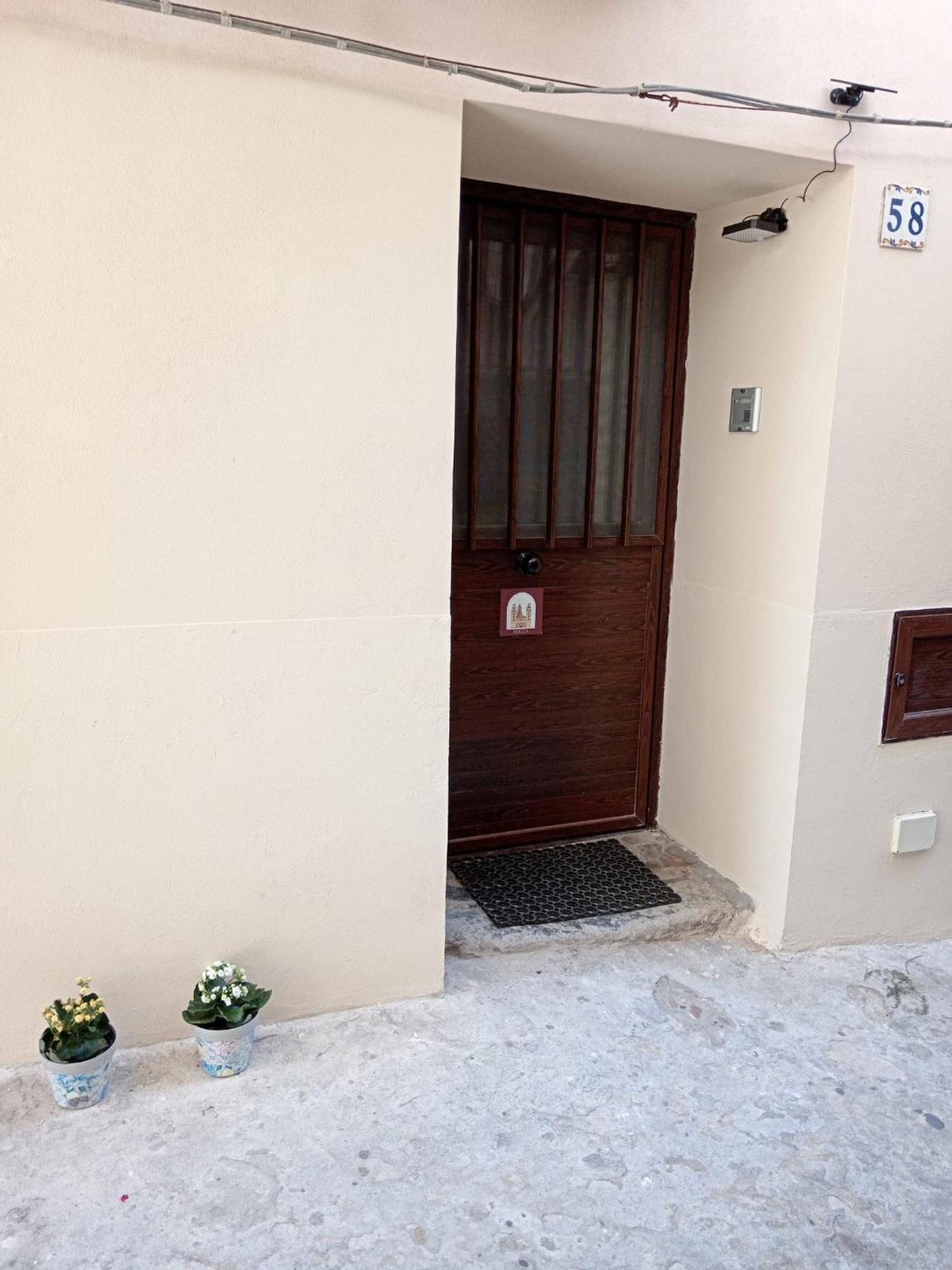 Rocca&Torre Houses Cefalu Bagian luar foto