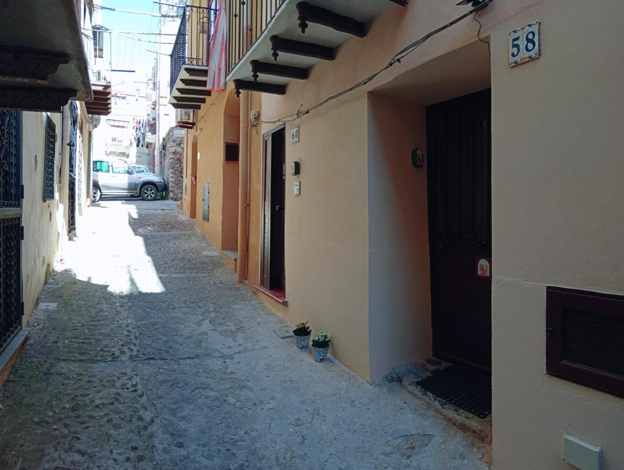 Rocca&Torre Houses Cefalu Bagian luar foto